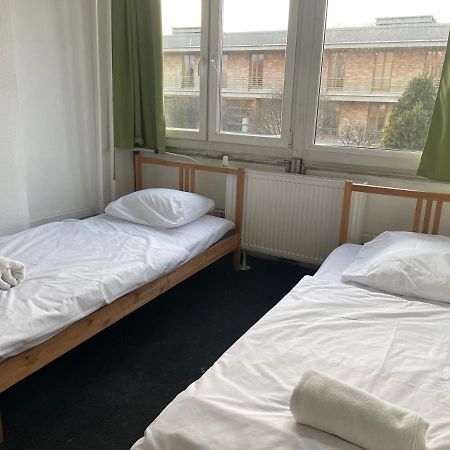 The College Group Hostel Budapest Esterno foto